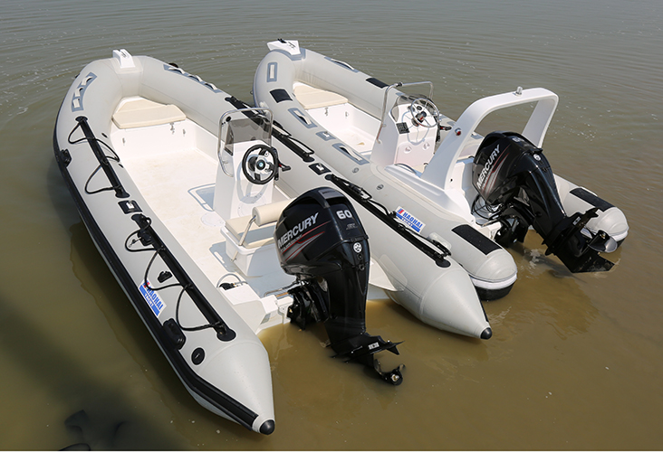 Rigid Inflatable Boat with Center Console2.jpg